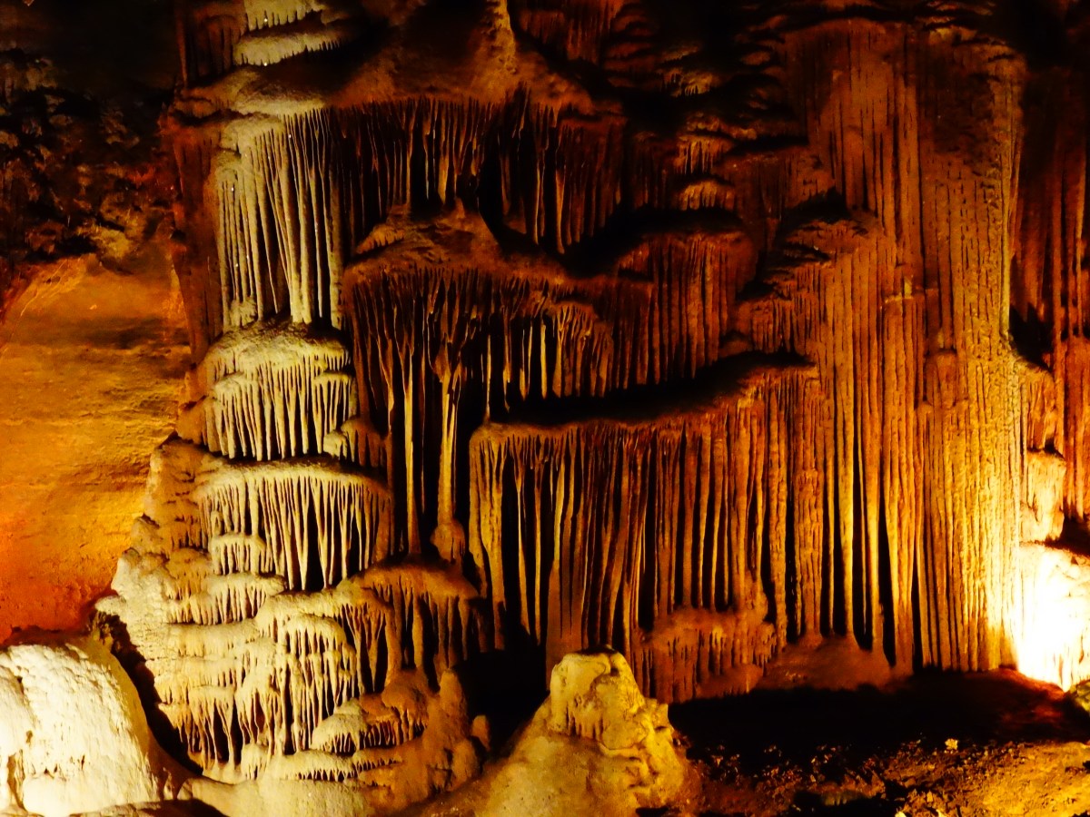 Great Stalactite falls frozen in time, Blanchard Springs Cavern, Arkansas - Karina Noriega