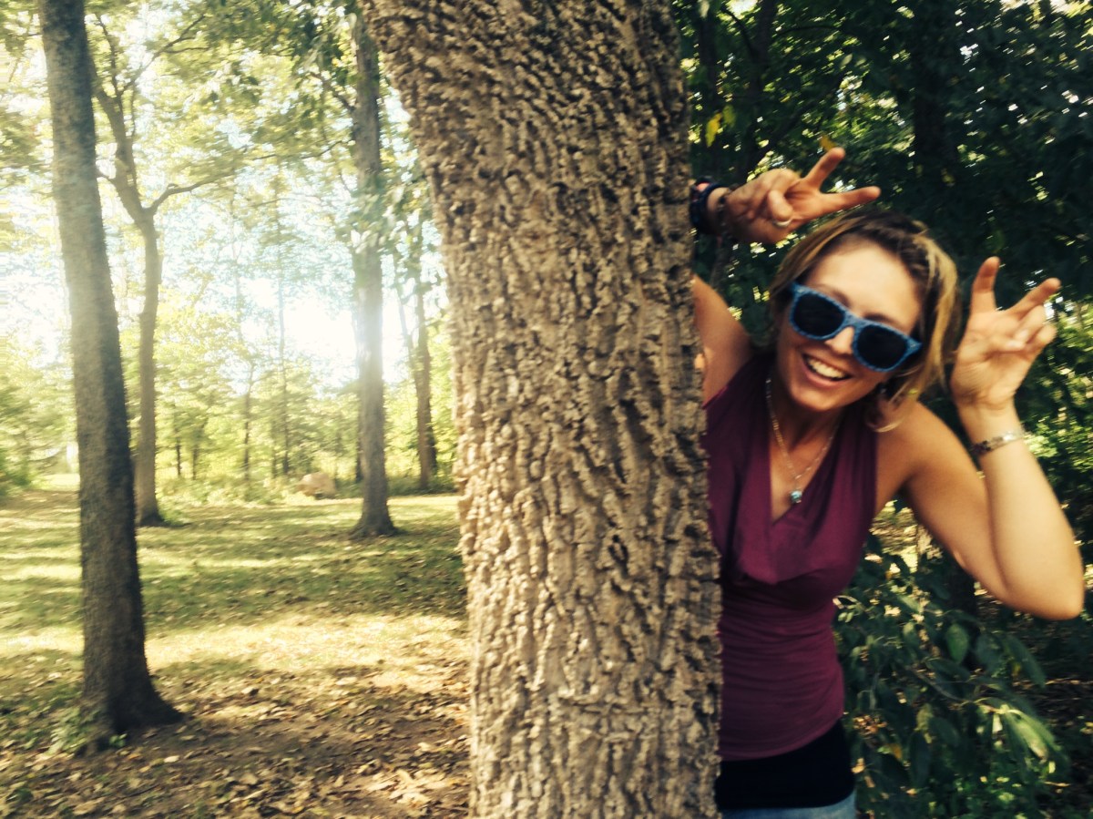 Wildlife crossing signs - Karina Noriega