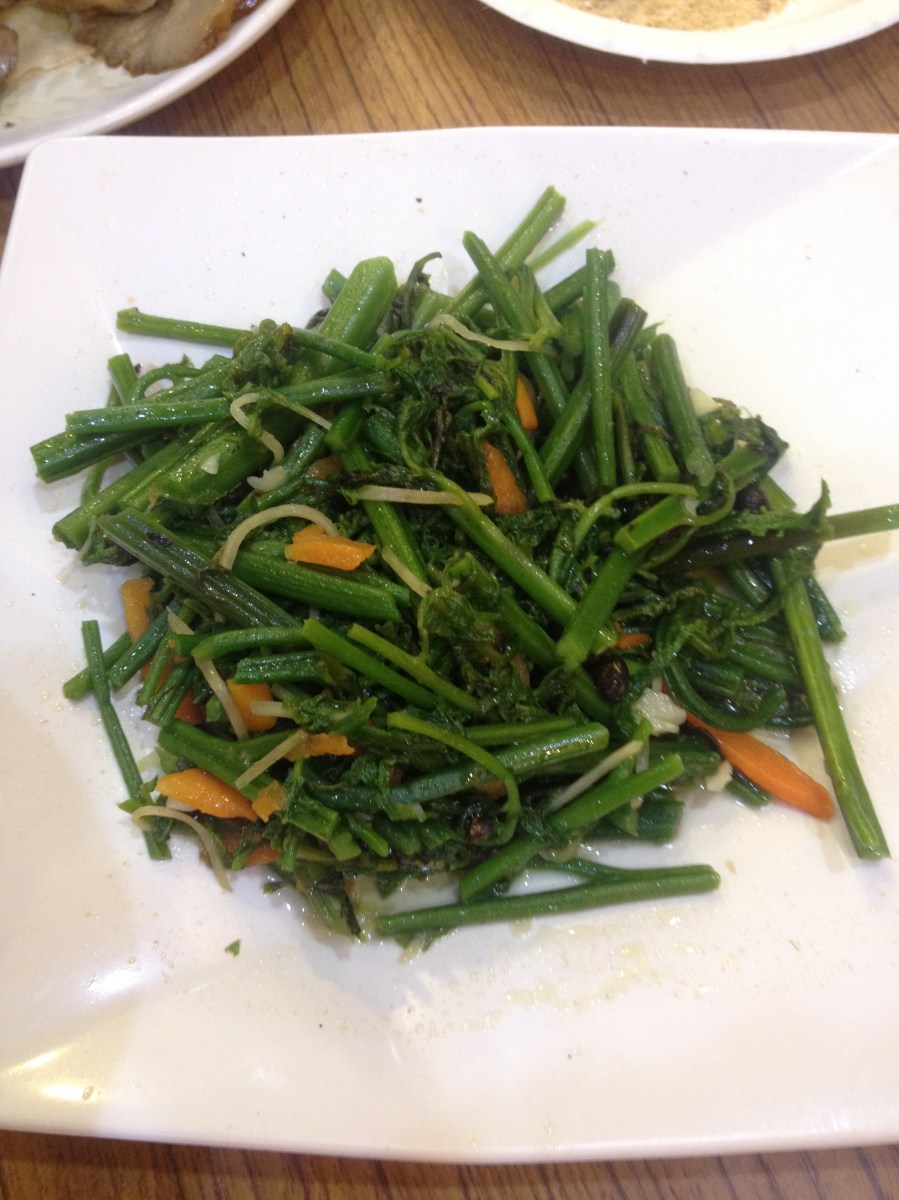 Green ferns. Very tasty and easy to eat with chopsticks. BONUS!! Hualien, Taiwan -April Beresford